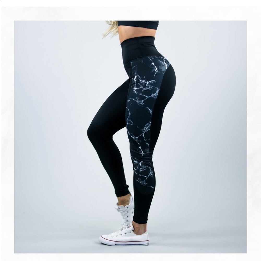 Buffbunny Collection Marble Black Leggings
